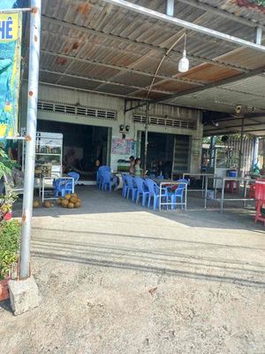 Nhà mặt tiền đường kèm 12 căn trọ, tỉnh lộ 827A