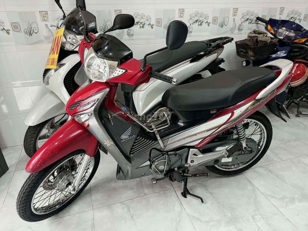 em cần bán future neo FI may bao zin chủ ký giấy. Mua bán Xe máy tại Quận 6 Tp Hồ Chí Minh được đăng bởi Trường Sơn honda hình 1