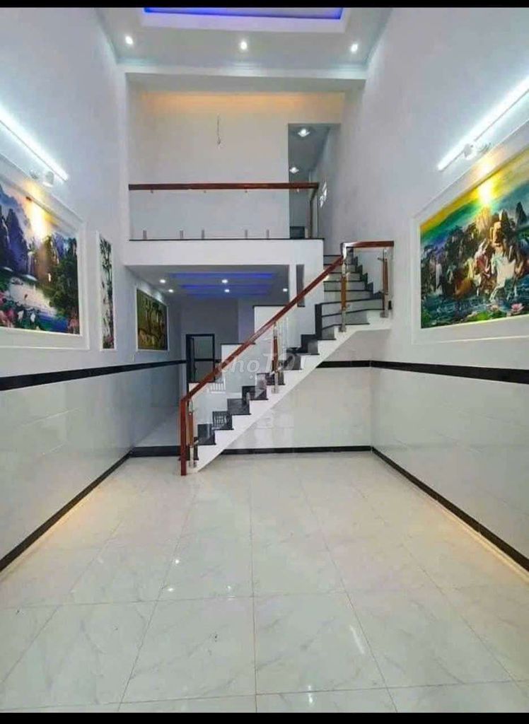 💥💥 nhà đẹp giá rẻ 4,5t phải rất rất nhanh mới còn  A chị ơi 