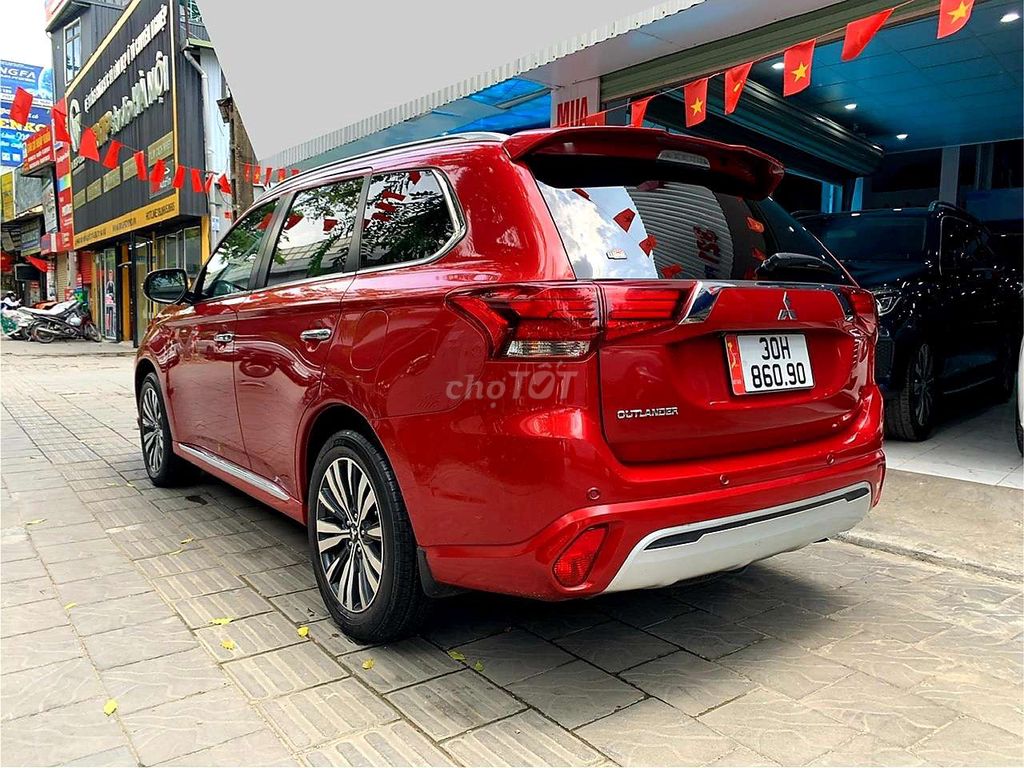 Outlander 2.0 Pre sx 2022 mẫu 2023 tuyệt đẹp. Mua bán Ô tô tại Quận Bắc Từ Liêm Hà Nội được đăng bởi Gia Quân hình 5