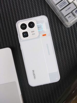 Realme NEO 8 - Máy 99% Fullbox siêu phẩm