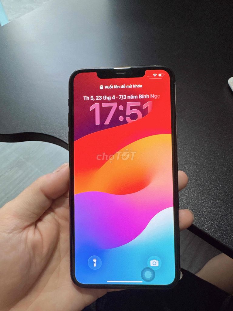 Apple iPhone 11 Pro Max Vàng Đã sử dụng. Mua bán Điện thoại tại Thành phố Thuận An Bình Dương được đăng bởi đạt hình 1