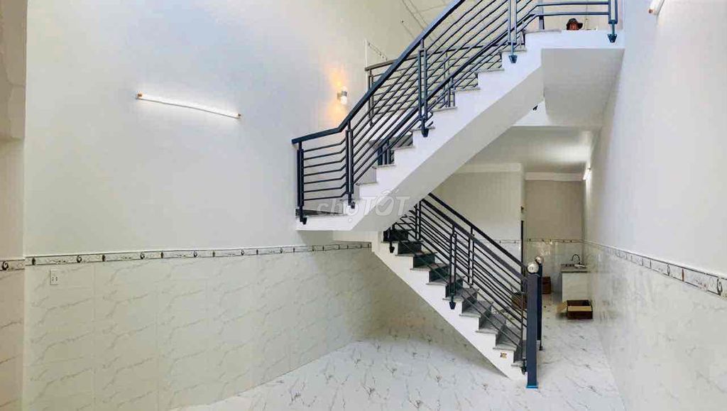 Аренда · 2 комн. · 84 м² · Quận Bình Tân, ул. Đường Trần Văn Giàu