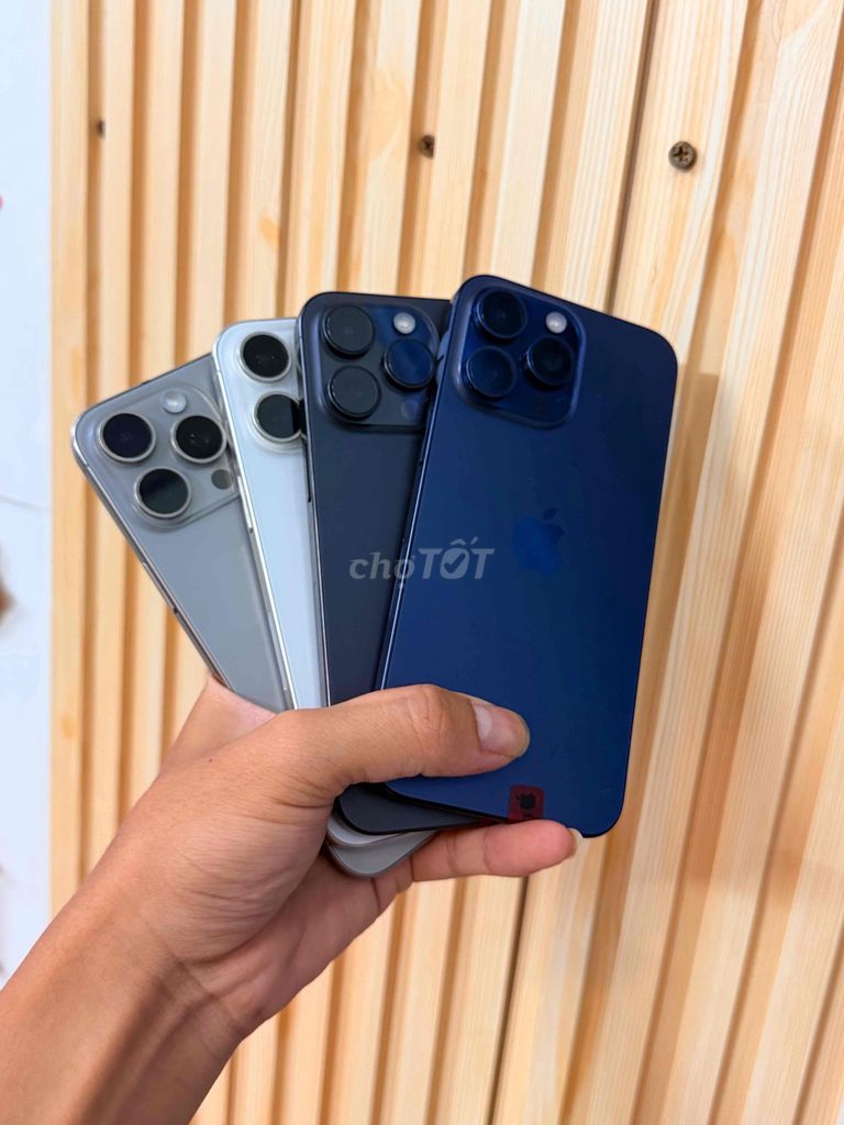 iPhone 15 Pro Max 256GB QTe Đủ màu 99% zin full. Mua bán Điện thoại tại Thành phố Thủ Đức Tp Hồ Chí Minh được đăng bởi NT Mobile Bán Trả Góp iPhone  hình 1