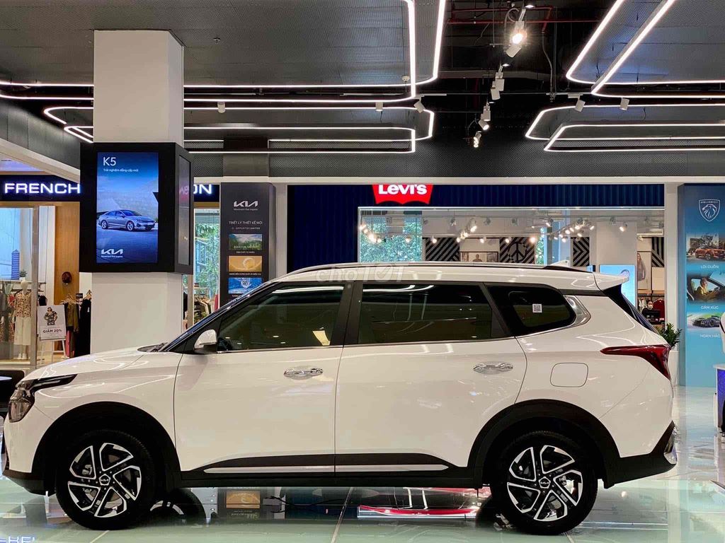 KIA CARENS LUXURY GIẢM HƠN 30 TRIỆU + QUÀ TẶNG 🎁. Mua bán Ô tô tại Thành phố Thủ Đức Tp Hồ Chí Minh được đăng bởi Thanh Tiền Kia Mazda Bình Triệu  hình 5