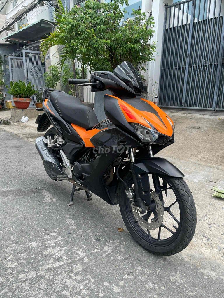 Winner X đẹp, máy êm thì thầm bao vọt. Mua bán Xe máy tại Quận 8 Tp Hồ Chí Minh được đăng bởi Quân  hình 2