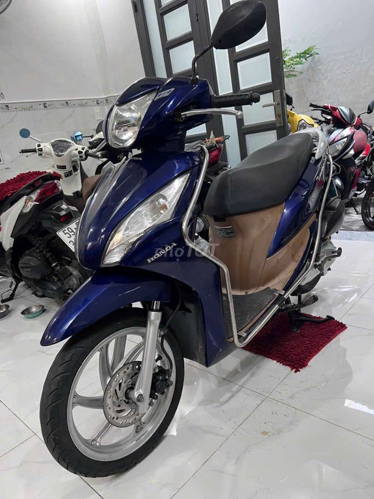 Honda Vision Синий скутер