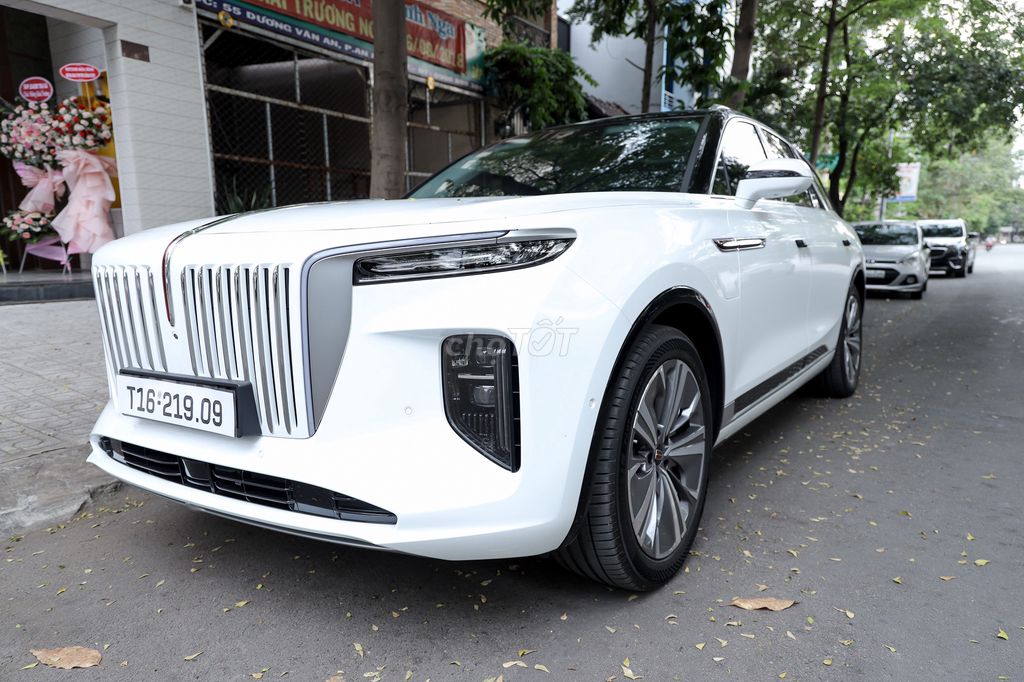 Ô tô Hongqi HS9 2022 màu trắng, 60.000 km. Mua bán Ô tô tại Thành phố Thủ Đức Tp Hồ Chí Minh được đăng bởi Nguyễn đình Mạnh hình 5