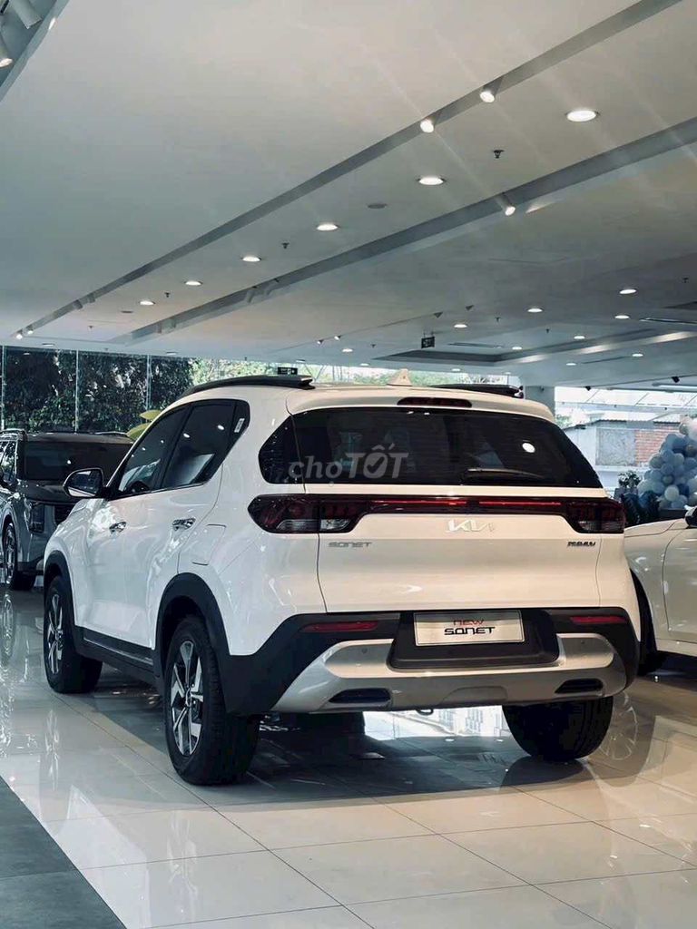 KIA SONET. Mua bán Ô tô tại Quận Phú Nhuận Tp Hồ Chí Minh được đăng bởi Phù Hiếu Tính hình 4