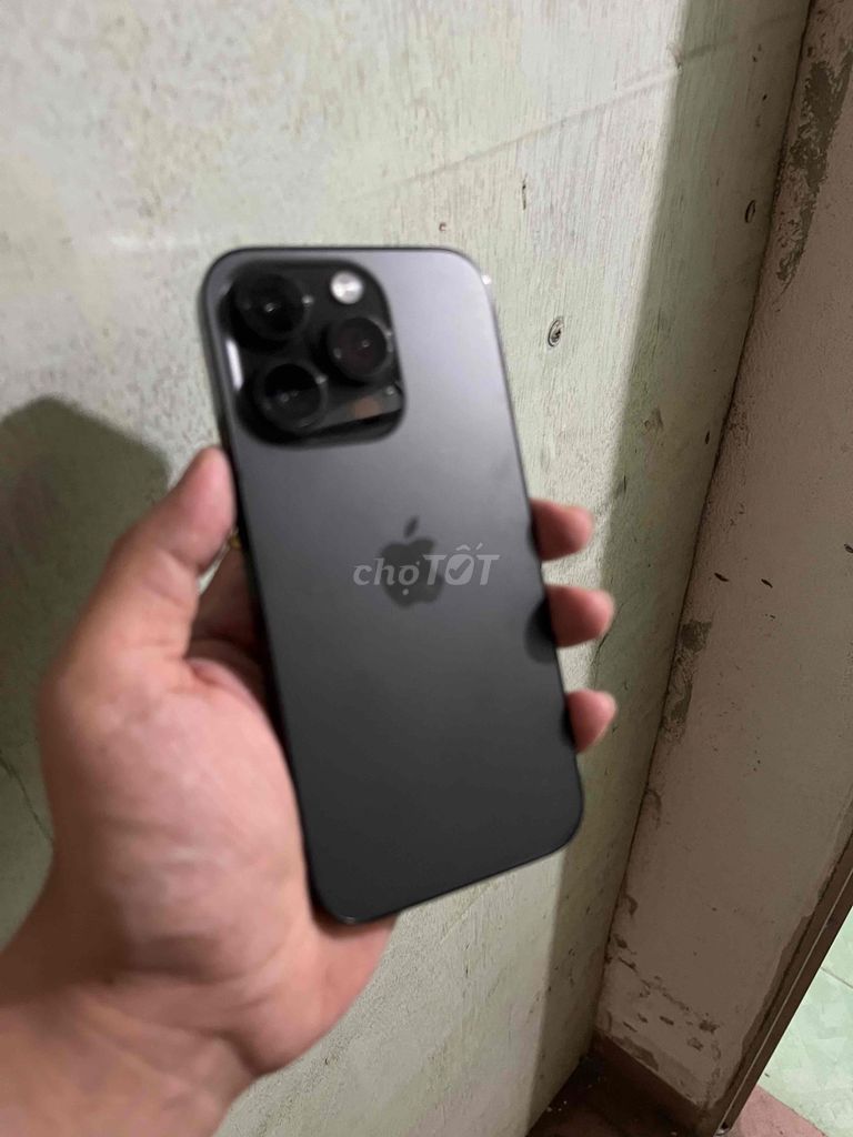 Apple iPhone 14 Pro 128GB Đen. Mua bán Điện thoại tại Huyện Hòa Vang Đà Nẵng được đăng bởi King Pug hình 1