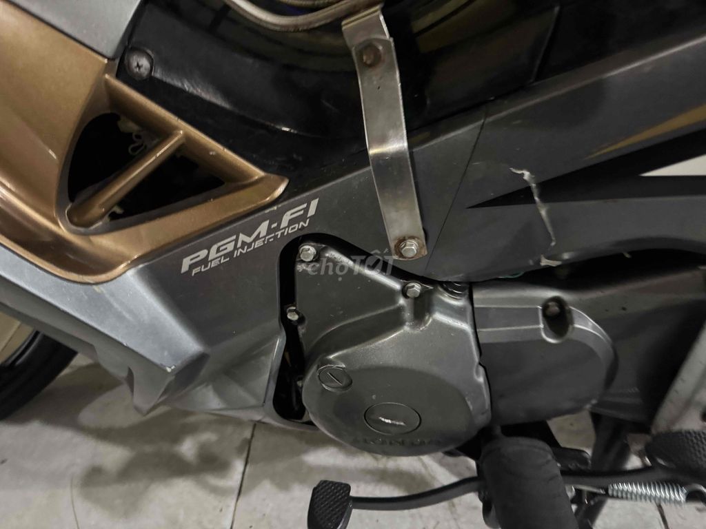 Honda Future X FI серый инжектор