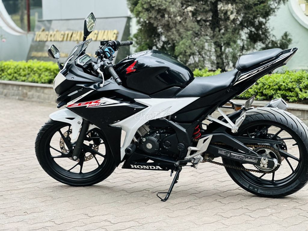 HONDA CBR150 ĐEN ĐỜI CAO ĐÈN LED CHÍNH CHỦ SỬ DỤNG