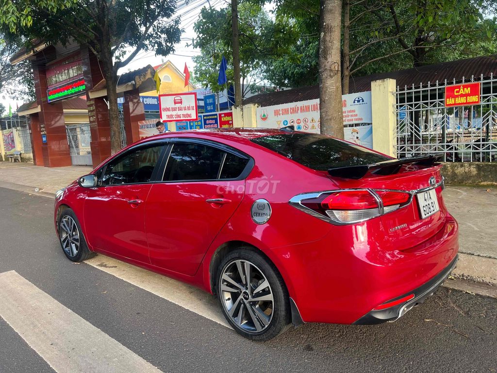 Kia Cerato 2018 1.6 MT - 65000 km. Mua bán Ô tô tại Thành phố Buôn Ma Thuột Đắk Lắk được đăng bởi sơn hình 3