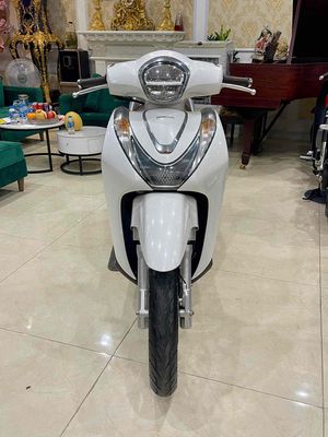 XE MÁY 68 - Honda SH Mode Abs 2021 Trắng Lướt. Mua bán Xe máy tại Quận Tây Hồ Hà Nội được đăng bởi Đức Anh