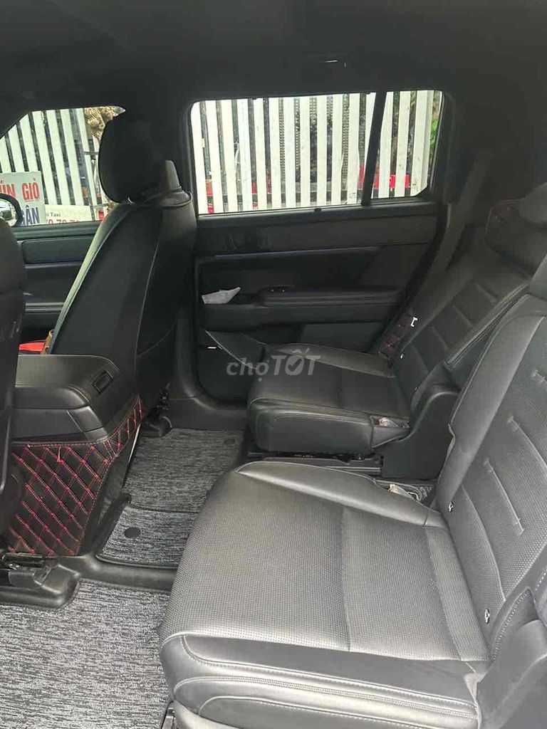 Hyundai Santafe 2024 максимальная комплектация Белый 60 000 км