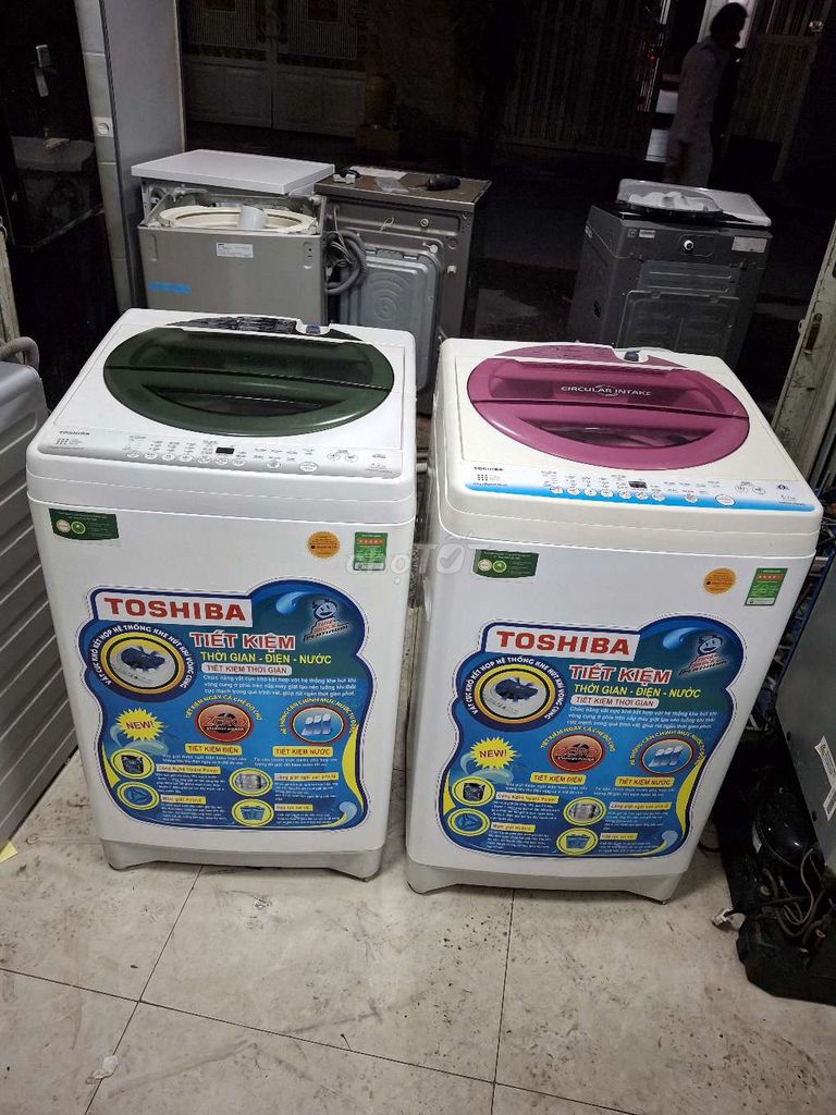 Máy giặt Toshiba lồng đứng Trắng tiết kiệm điện. Mua bán Máy giặt tại Quận 8 Tp Hồ Chí Minh được đăng bởi  Thành điện lạnh hình 1