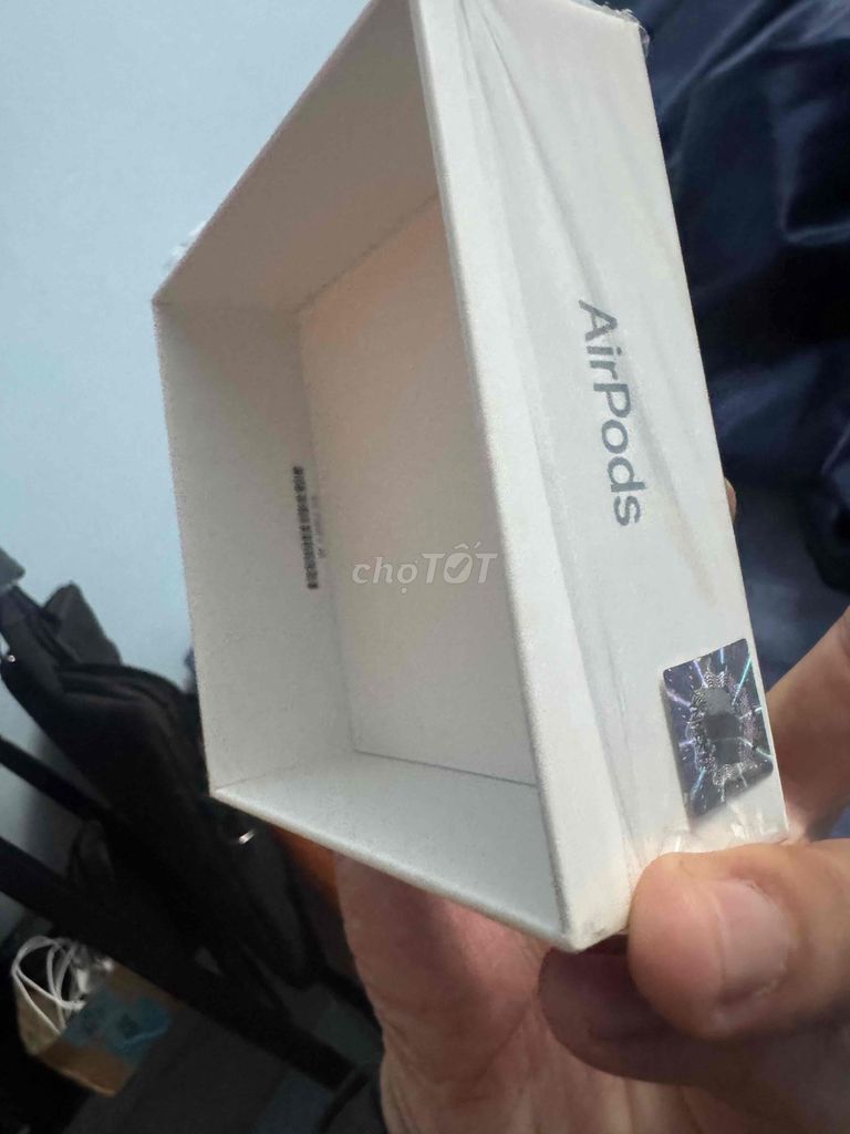 Apple AirPods 2023 Trắng bị yếu pin tai bên trái. Mua bán Tivi, Âm thanh tại Thị xã Tân Uyên Bình Dương được đăng bởi Đại hình 1