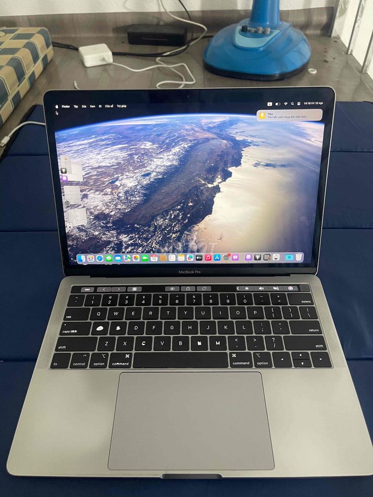 Macbook Pro 2019 13 inch Bạc. Mua bán Laptop tại Thành phố Thủ Đức Tp Hồ Chí Minh được đăng bởi Huy Quan hình 1