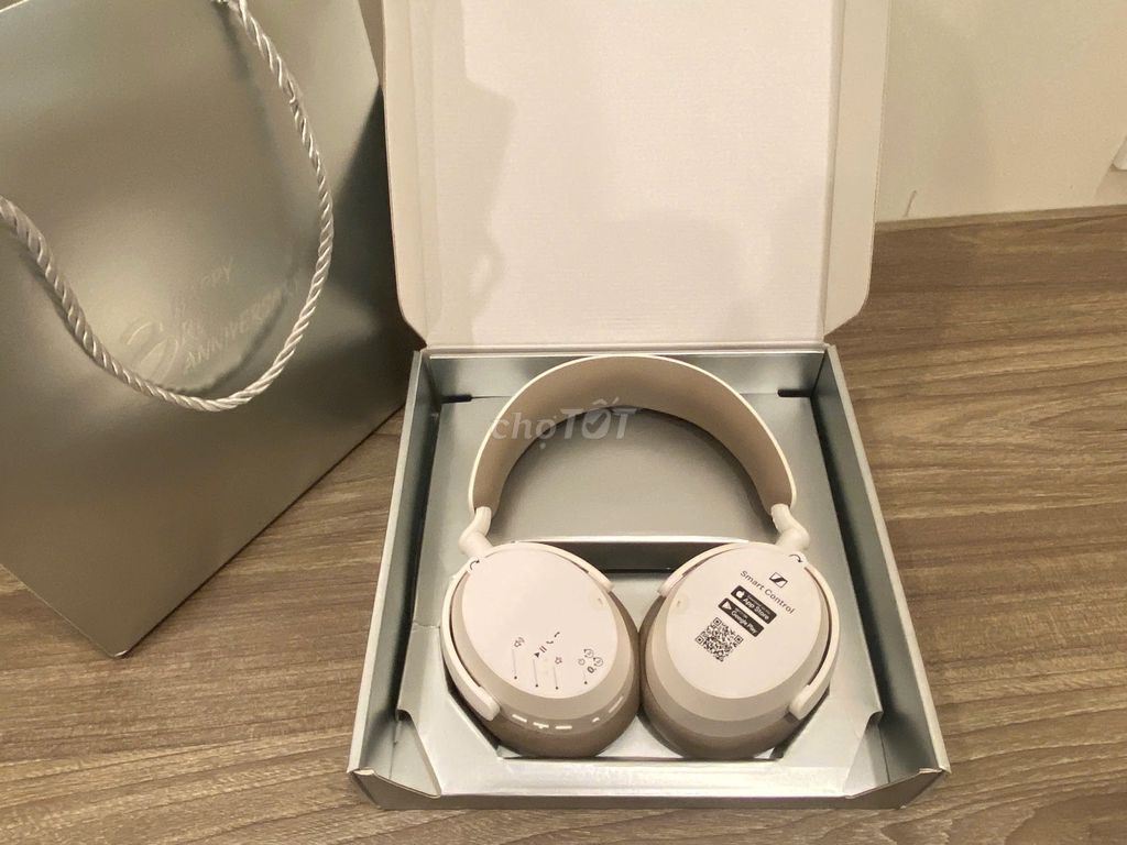 Sennheiser Accentum Special Edition Trắng . Mua bán Tivi, Âm thanh tại Quận 10 Tp Hồ Chí Minh được đăng bởi Lê Nhi  hình 1