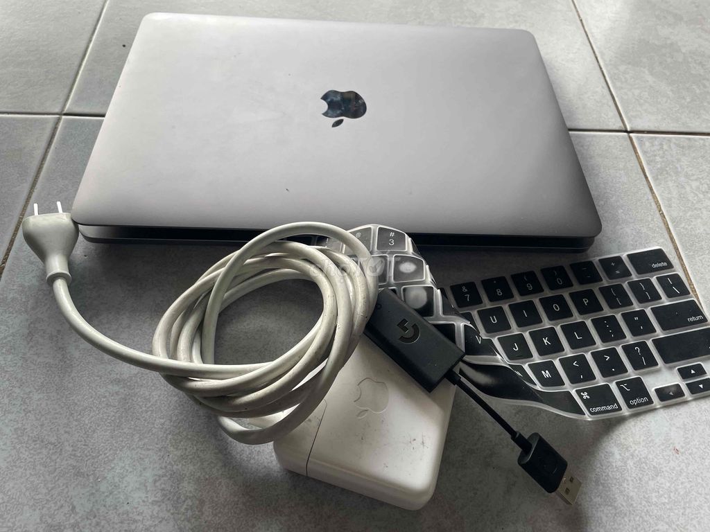 bán máy tính MacBook pro hàng xách tay mỹ về