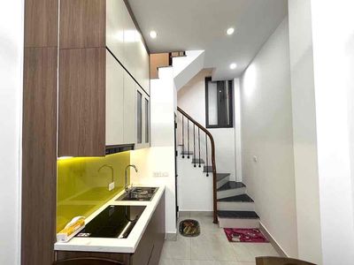 CHỈ HƠN 3 TỶ NHÀ TRƯƠNG ĐỊNH 16.7m2 4 tầng lô góc sổ riêng 3 phòng. Mua bán nhà ở tại Quận Hai Bà Trưng Hà Nội được đăng bởi Hoàng Anh Property