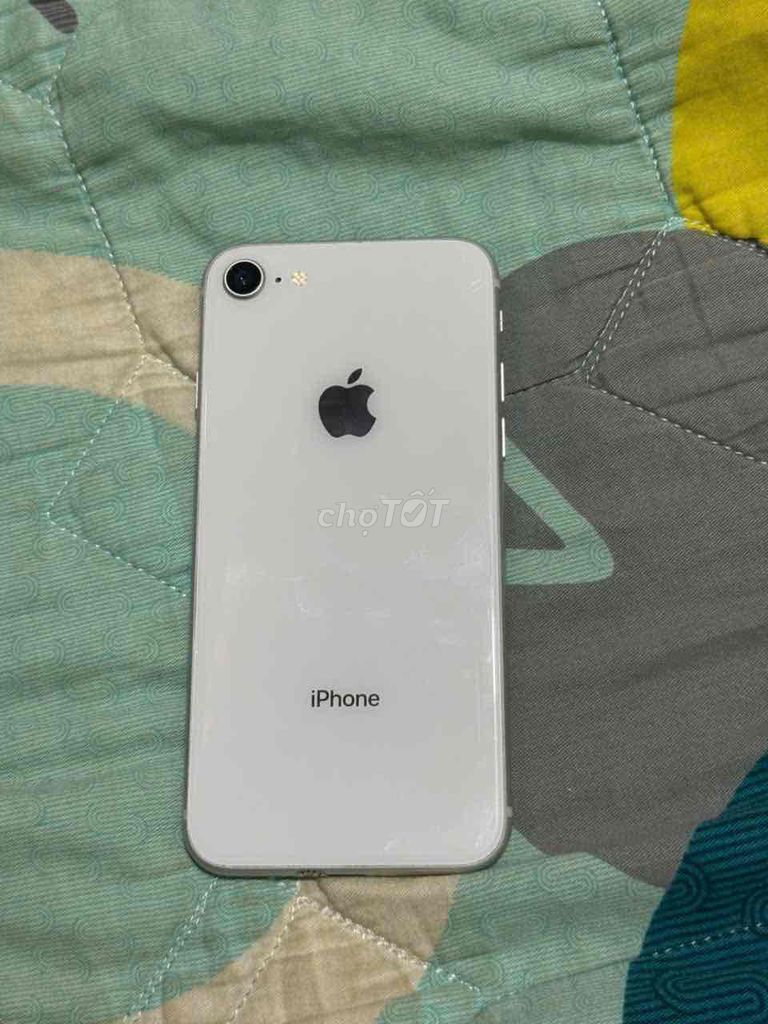 Apple iPhone 8 64GB Trắng. Mua bán Điện thoại tại Quận 12 Tp Hồ Chí Minh được đăng bởi cute hình 1