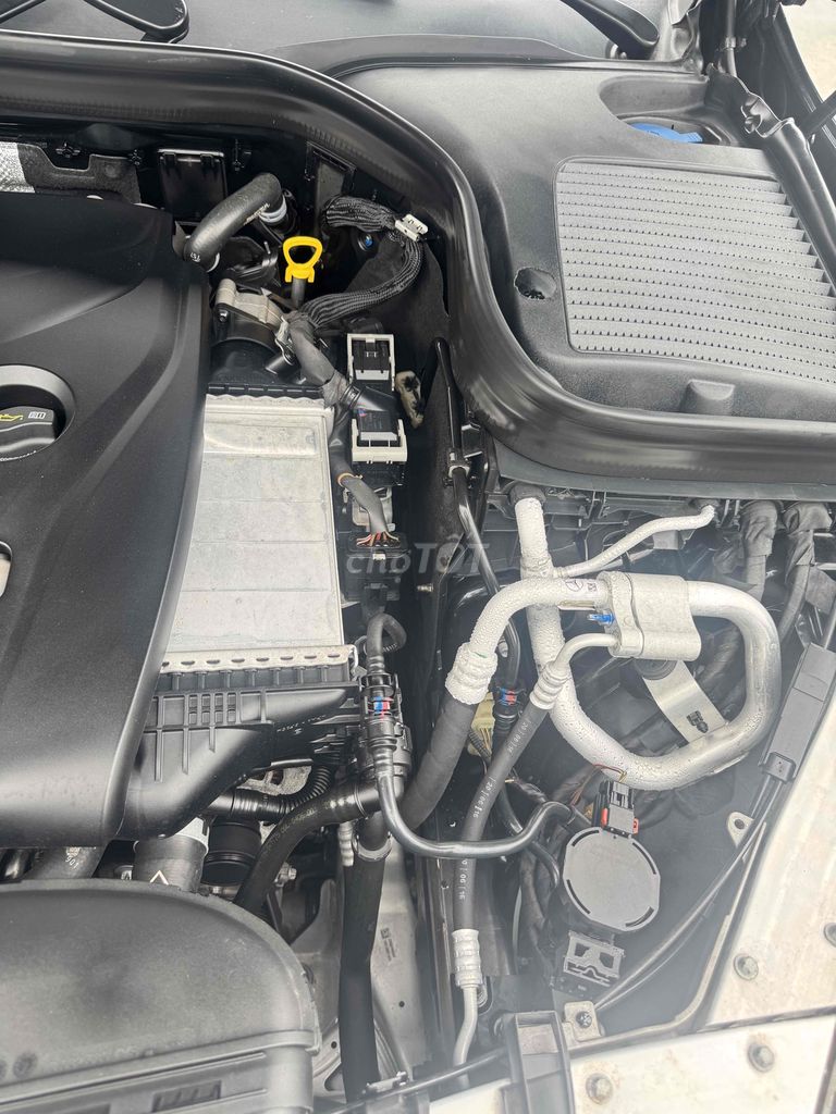 Mercedes Benz GLC300 4matic model  2017 - 62000 km. Mua bán Ô tô tại Quận 11 Tp Hồ Chí Minh được đăng bởi quan hình 11