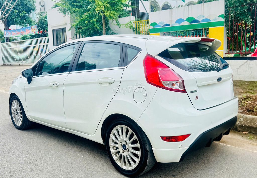 Ford Fiesta 2014 Số tự động, 1.0 Turbo Ecoboost. Mua bán Ô tô tại Quận Hà Đông Hà Nội được đăng bởi A sự hình 4