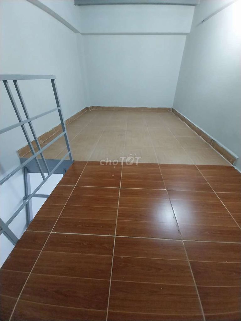 PHÒNG TRỌ 25M2 GÁC FULL CAO 2M GIỜ GIẤC TỰ DO