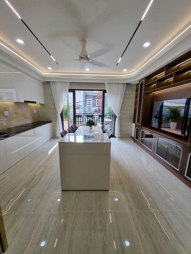 Bán Nhà full Nội Thất Tân Hòa Đông: 5mx16m 1 lửng 3 lầu, có thang máy
