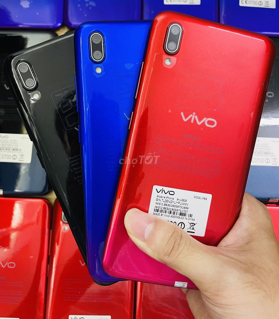 Điện thoại Vivo Y93 4GB/64GB mới keng