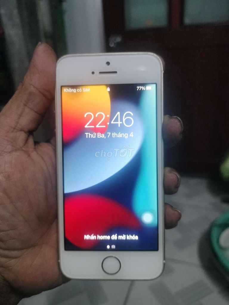 Apple iPhone SE 32GB Vàng zin 100%. Mua bán Điện thoại tại Quận Bình Tân Tp Hồ Chí Minh được đăng bởi PMPHuynhHen hình 1