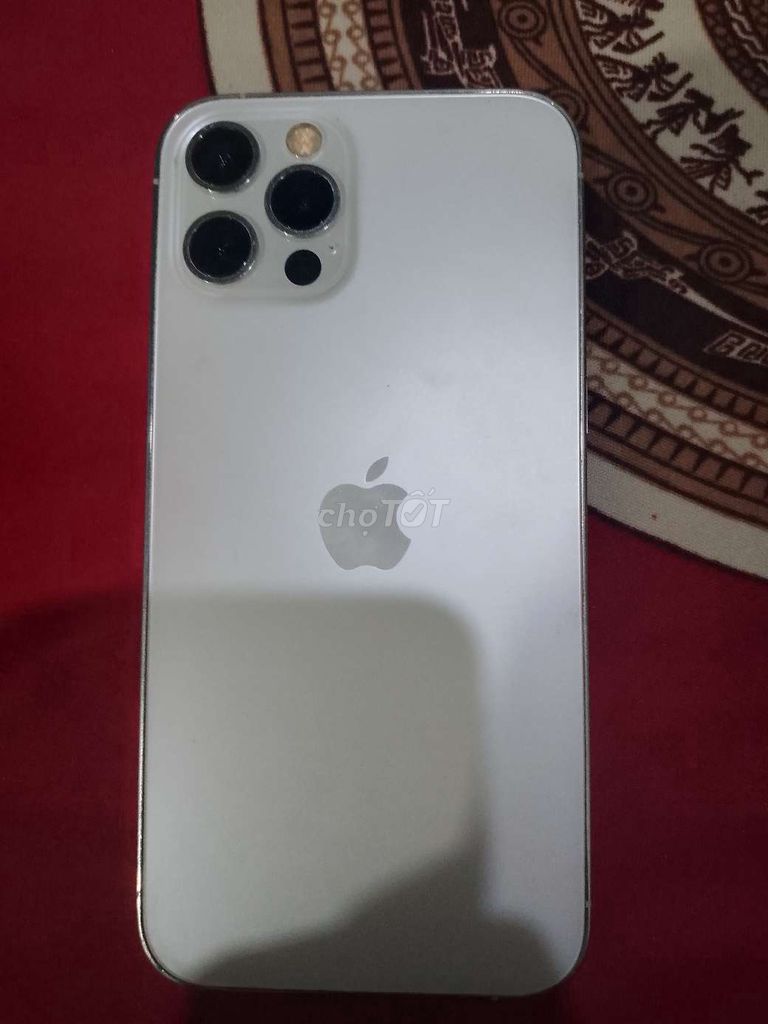 Apple iPhone 12 Pro Bạc. Mua bán Điện thoại tại Thành phố Châu Đốc An Giang được đăng bởi Trí Minh hình 1