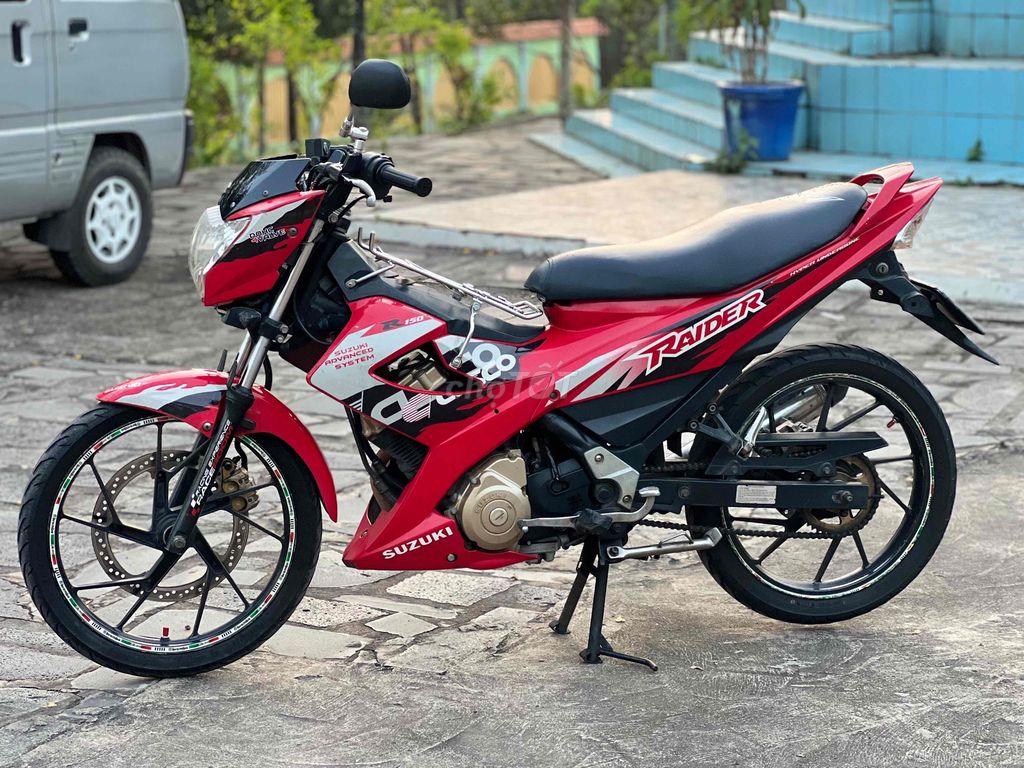 Suzuki Raider 150 xăng cơ huyền thoại