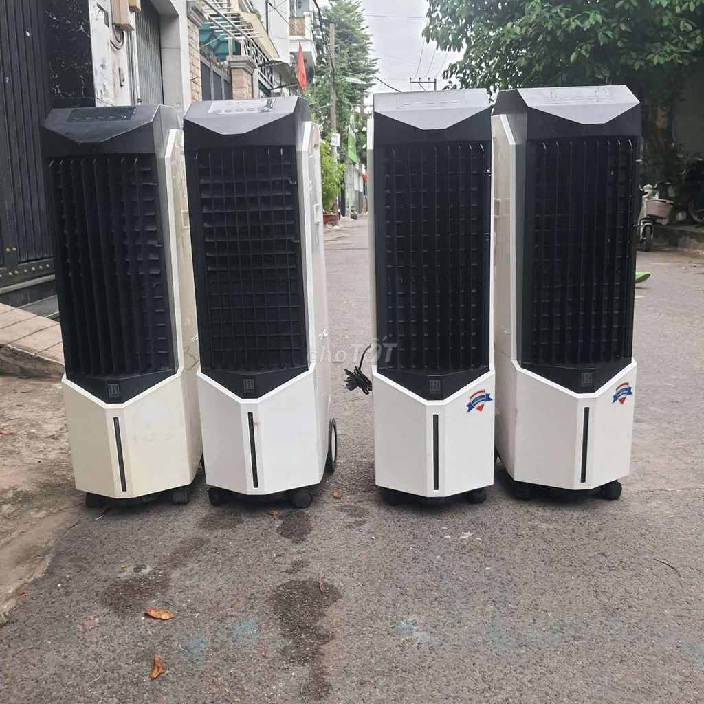 Quạt điều hòa Boss Trắng đen làm mát hiệu quả. Mua bán Quạt tại Quận Bình Tân Tp Hồ Chí Minh được đăng bởi Linh Thành Phố hình 1