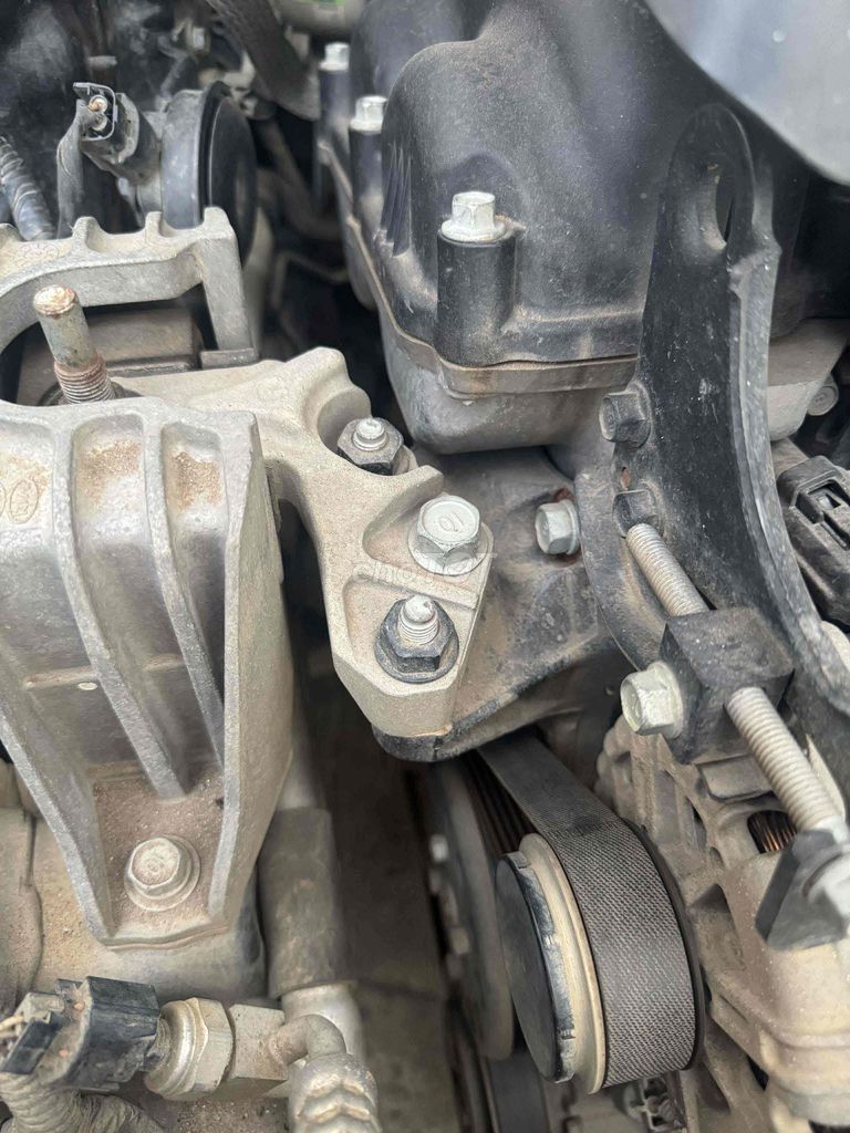 Hyundai Elantra 2019 1.6 MT - 134000 km. Mua bán Ô tô tại Huyện Ea Kar Đắk Lắk được đăng bởi Đỗ Sang hình 16