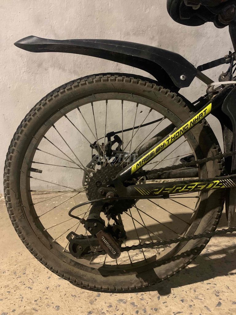 Xe đạp Thống Nhất Perseus Đen vàng 20 inch. Mua bán Xe đạp tại Quận Hoàng Mai Hà Nội được đăng bởi Nguyễn Quyết hình 8