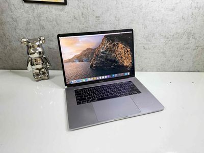 🍎🍏🍎MAC PRO 2018 15in GRAYY mê chuyên đồ hoạ  - Chi. Mua bán Laptop tại Quận Thanh Xuân Hà Nội được đăng bởi Khoa Vịt 