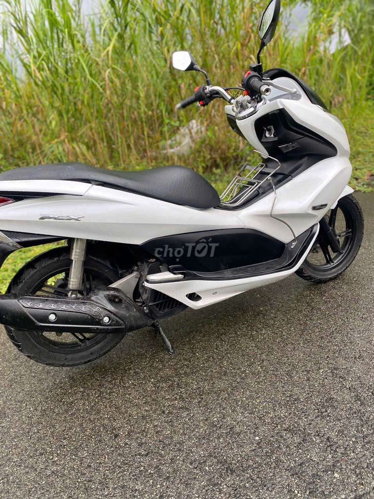 Honda PCX 125 nhập thái hàng 3 cục. Mua bán Xe máy tại Quận Ninh Kiều Cần Thơ được đăng bởi  Quyên hình 3