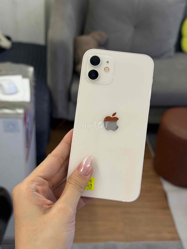 Apple iPhone 12 128GB Trắng Like New Quốc Tế J/A. Mua bán Điện thoại tại Quận 8 Tp Hồ Chí Minh được đăng bởi CA REM BÁN TÁO hình 1