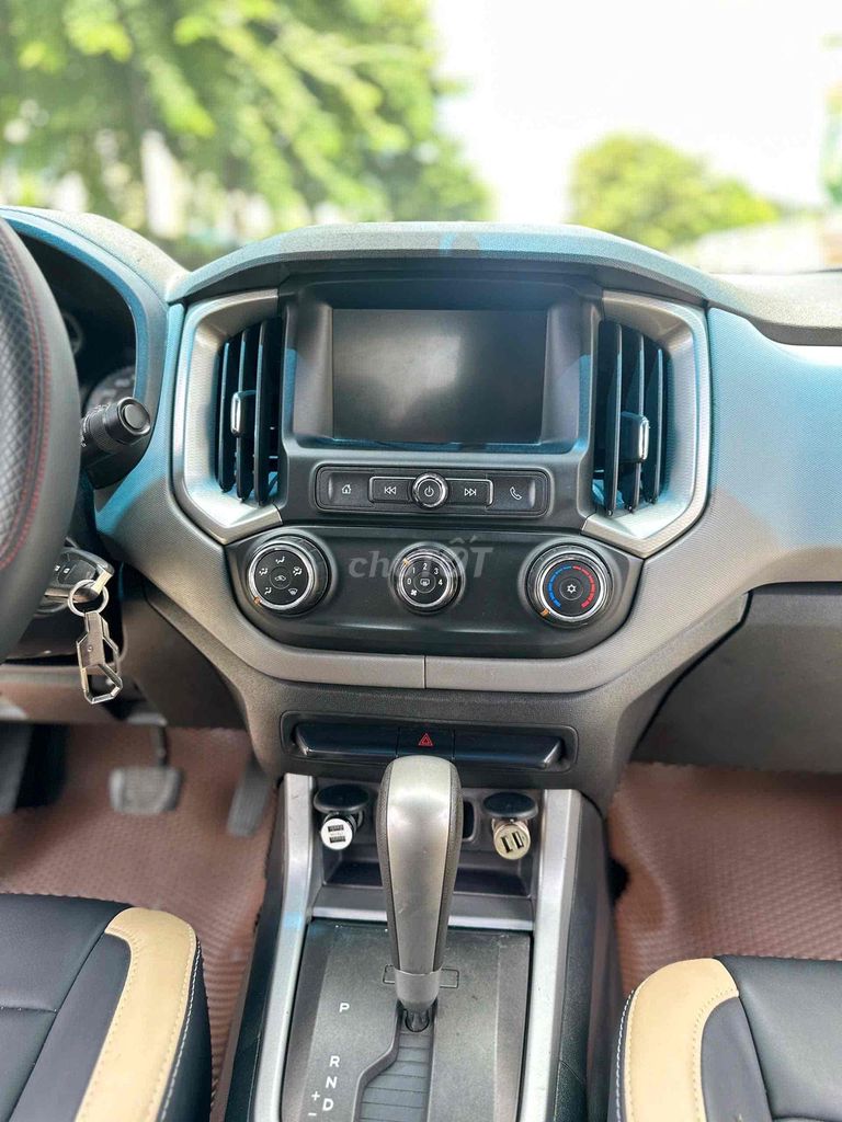 Chevrolet Colorado 2019 2.5L VGT 4x2 AT LT -. Mua bán Ô tô tại Quận 10 Tp Hồ Chí Minh được đăng bởi AUTO 380 hình 15