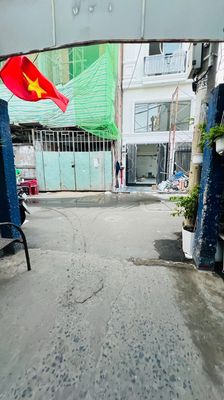 NHÀ NGUYÊN CĂN HXH 4X10 NHÀ SUỐT HOÀNG HOA THÁM 10 TRIỆU