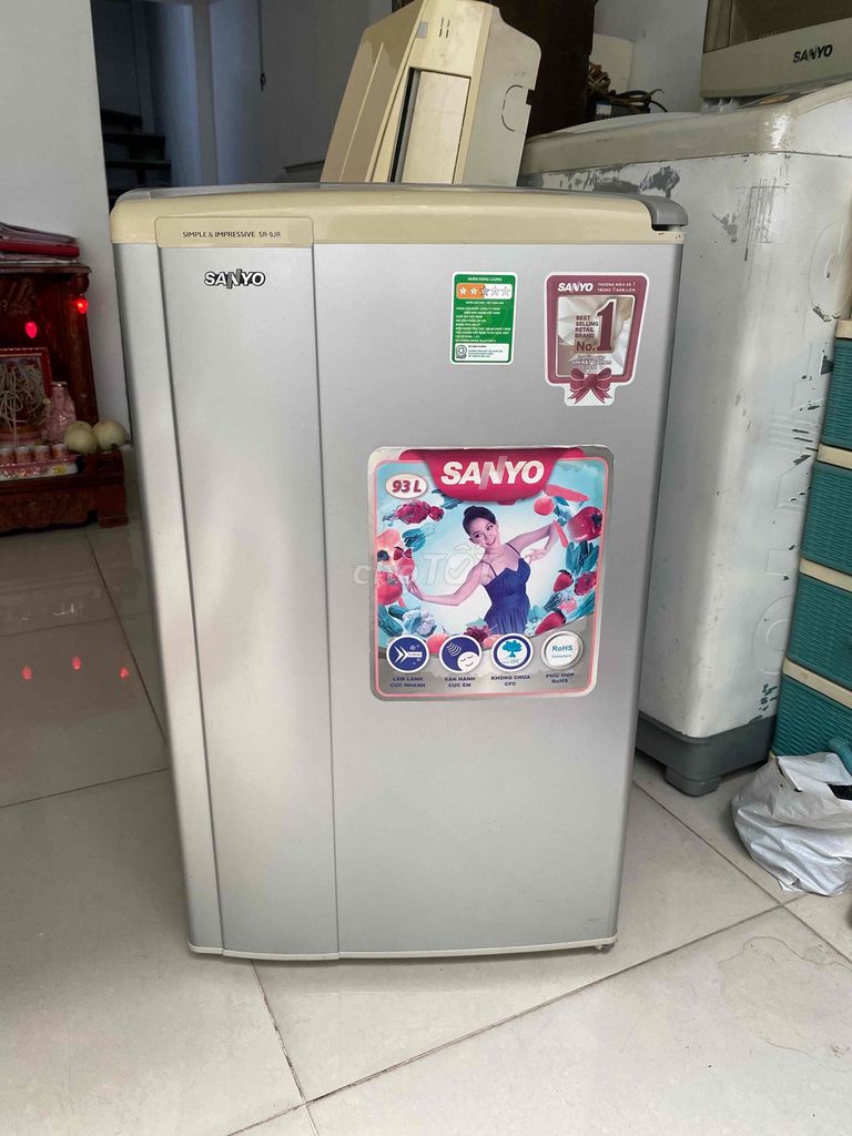 Tủ lạnh mini sanyo 90L zin còn tốt bán bh6t uy tín. Mua bán Tủ lạnh tại Quận 7 Tp Hồ Chí Minh được đăng bởi Vũ Văn Ngân hình 1