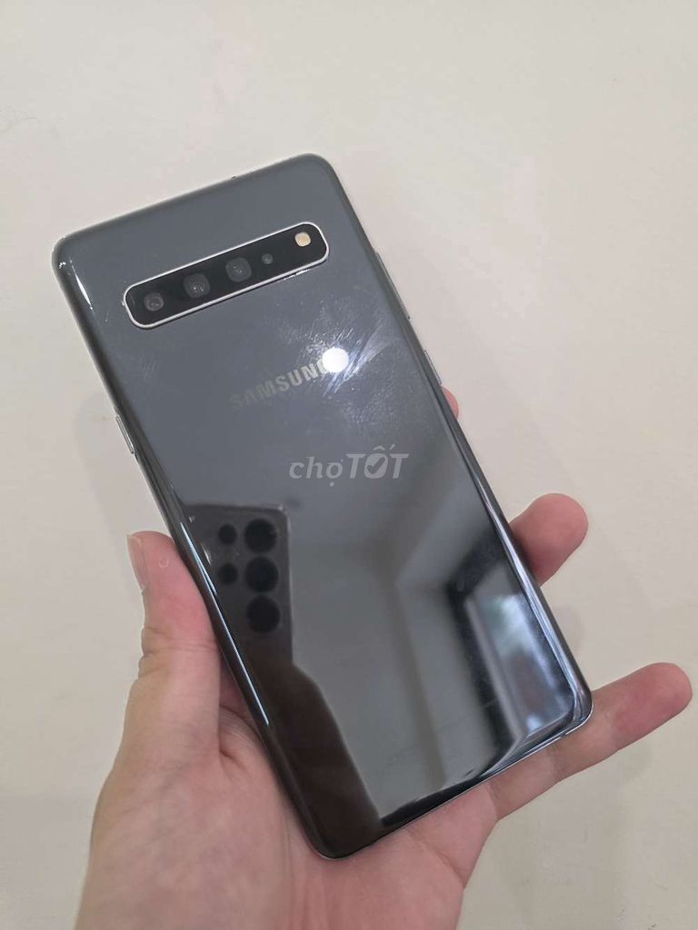 Samsung S10 5G Xám Đã sử dụng. Mua bán Điện thoại tại Quận Đống Đa Hà Nội được đăng bởi HDL hình 1