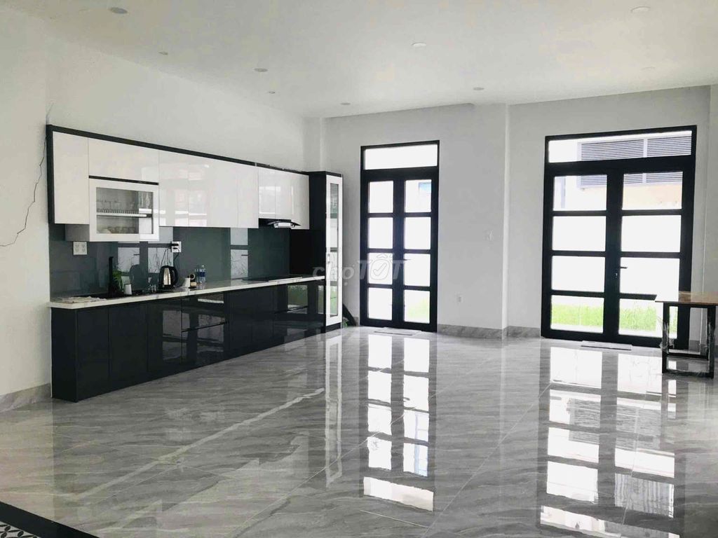 Cho thuê căn góc đẹp Biệt Thự hoàn thiện Vinhomes Grand Park