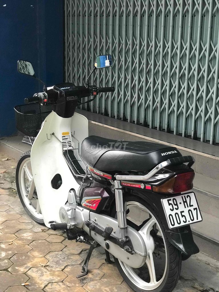 Honda Dream Thai 7-значный. Госномер Хошимина, 1 хозяин, нотариус