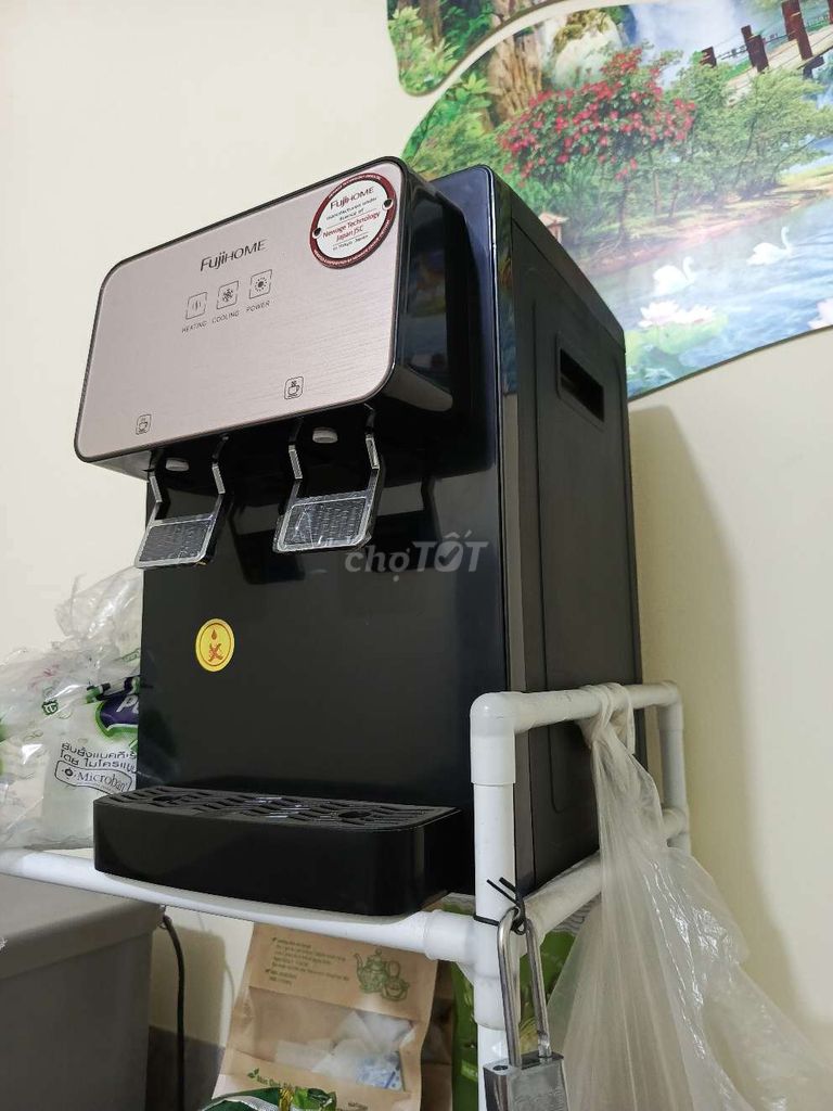 Máy nước nóng lạnh Fujihome WD03E Đen. Mua bán Bếp, lò, đồ điện nhà bếp tại Quận Bình Tân Tp Hồ Chí Minh được đăng bởi Nguyễn Indesign hình 1