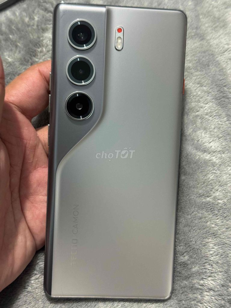 Tecno Camon 40 Pro 256GB Xám zin quốc tế. Mua bán Điện thoại tại Thành phố Vĩnh Long Vĩnh Long được đăng bởi Duy Kha MOBILE hình 1