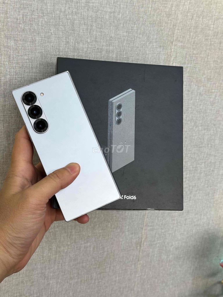 Z Fold 6 12/256GB Bạc VN Fullbox Zin Keng 2sim. Mua bán Điện thoại tại Quận Ninh Kiều Cần Thơ được đăng bởi Quý Mobile Cần thơ hình 1