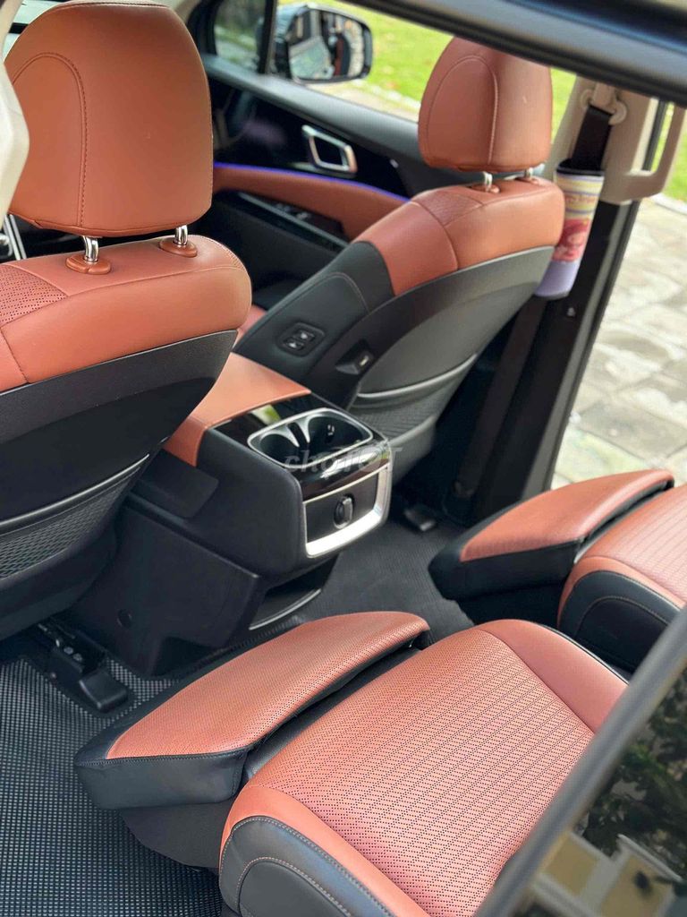 Kia Carnival 2022 Signature 2.2D - lướt 28.000km. Mua bán Ô tô tại Quận 1 Tp Hồ Chí Minh được đăng bởi Nguyên hình 11